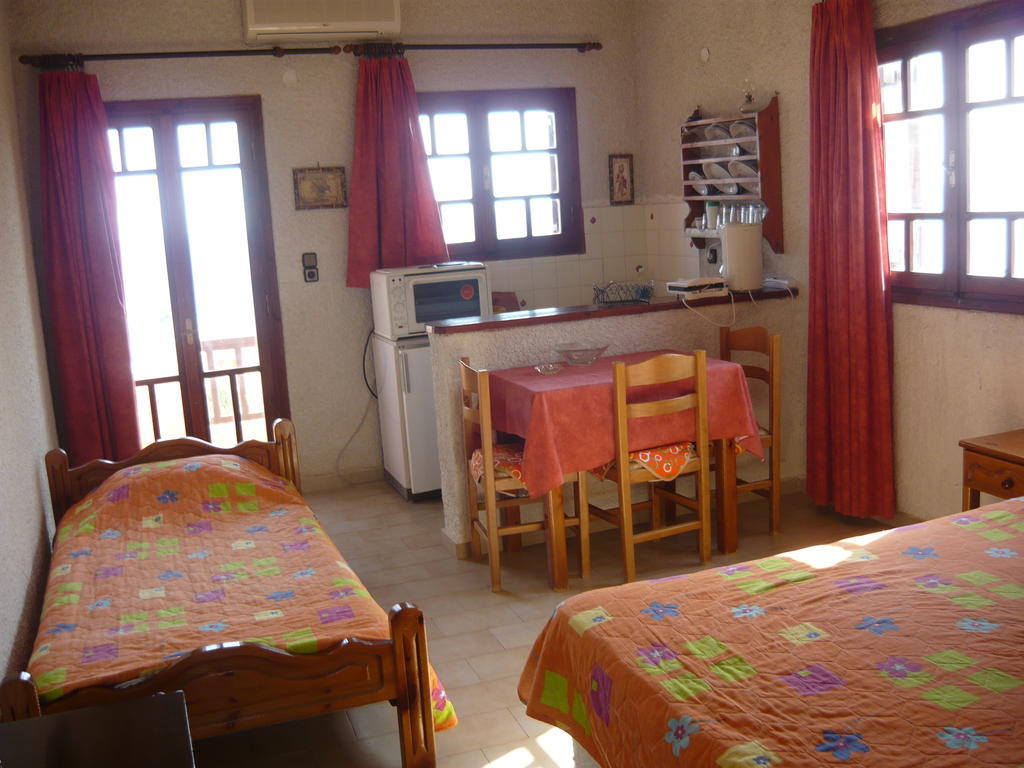 Villa Victoria Makrýgialos Zimmer foto